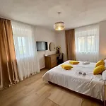 With Parking Space Finida, - 24104
