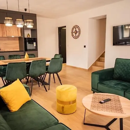 With Parking Space Finida, - 24104