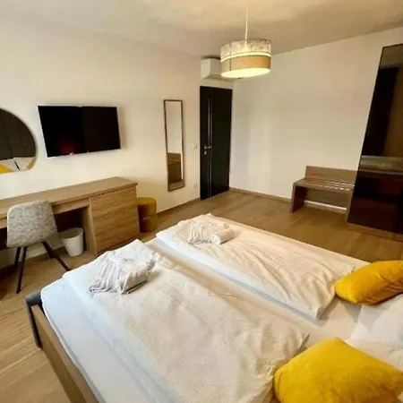 아파트 With Parking Space Finida, - 24104 *