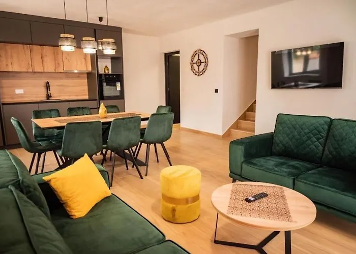 With Parking Space Finida, - 24104