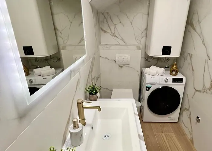 With Parking Space Finida, - 24104 Daire *