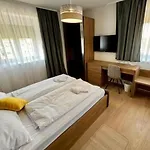 With Parking Space Finida, - 24104 *