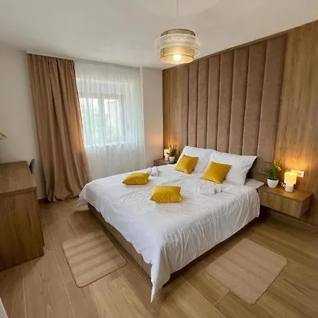 Apartamento With Parking Space Finida, - 24104 Umag